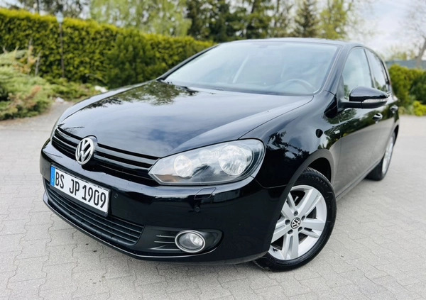 Volkswagen Golf cena 26900 przebieg: 152000, rok produkcji 2012 z Garwolin małe 379